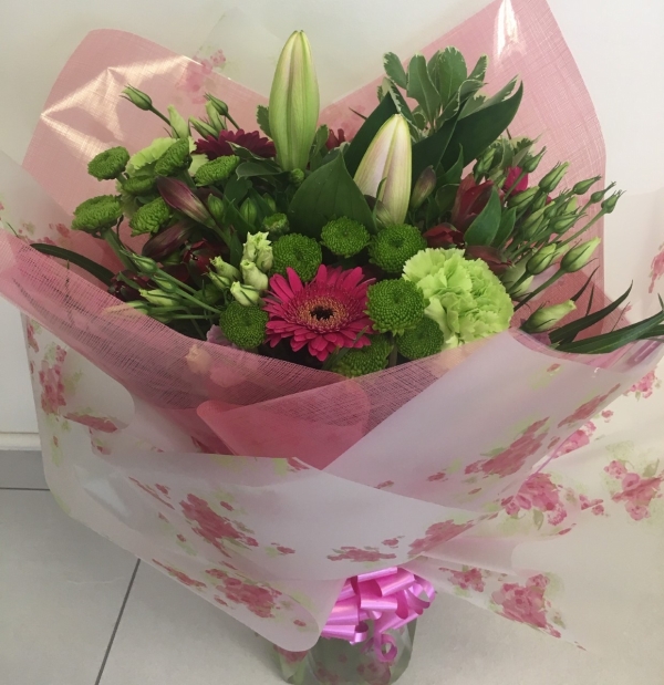 Very Cherry Handtied