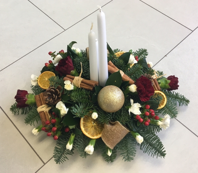 Festive Elongated Table Arrangement