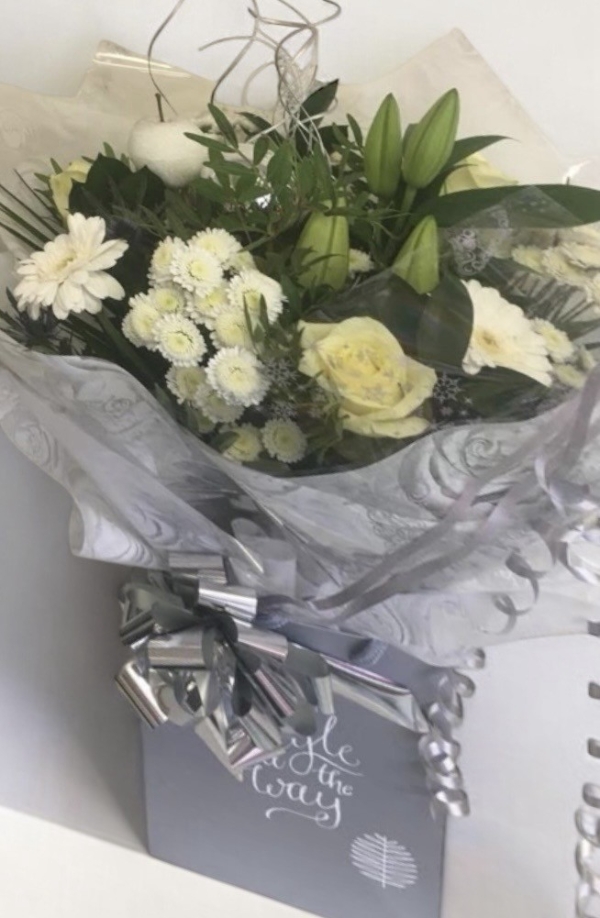 Jingle Bells Handtied