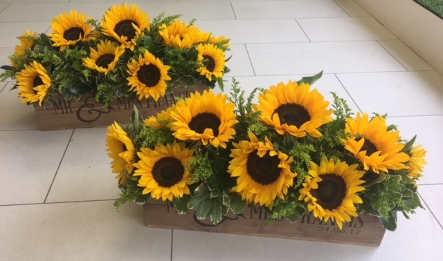 Sunflower Top Table Crates