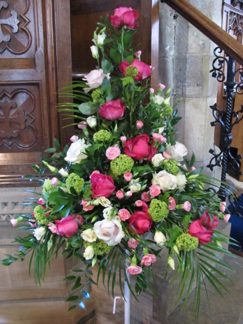 Vivid Green & Cerise Pedestal